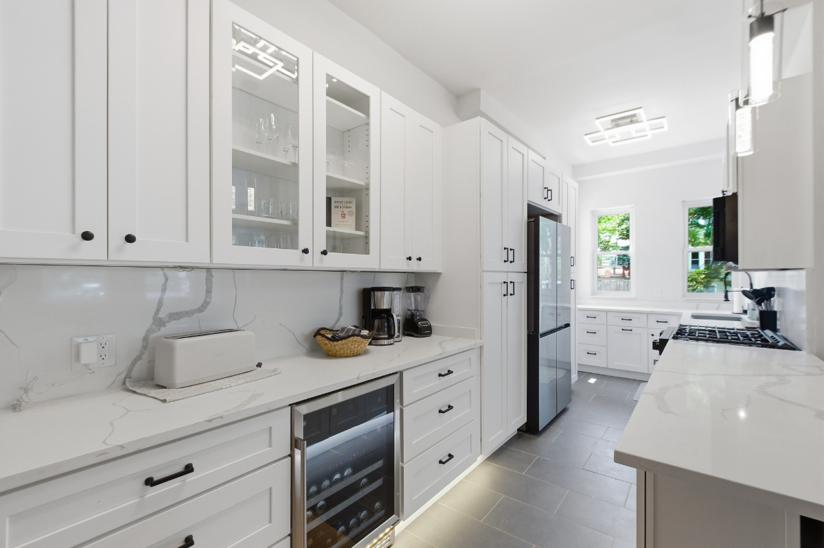 Large Private Apartment in Townhome with Rooftop Hot Tub and Capitol Views - Photo 5