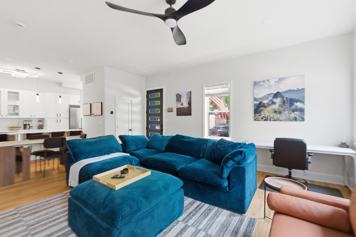 Large Private Apartment in Townhome with Rooftop Hot Tub and Capitol Views - Photo 3