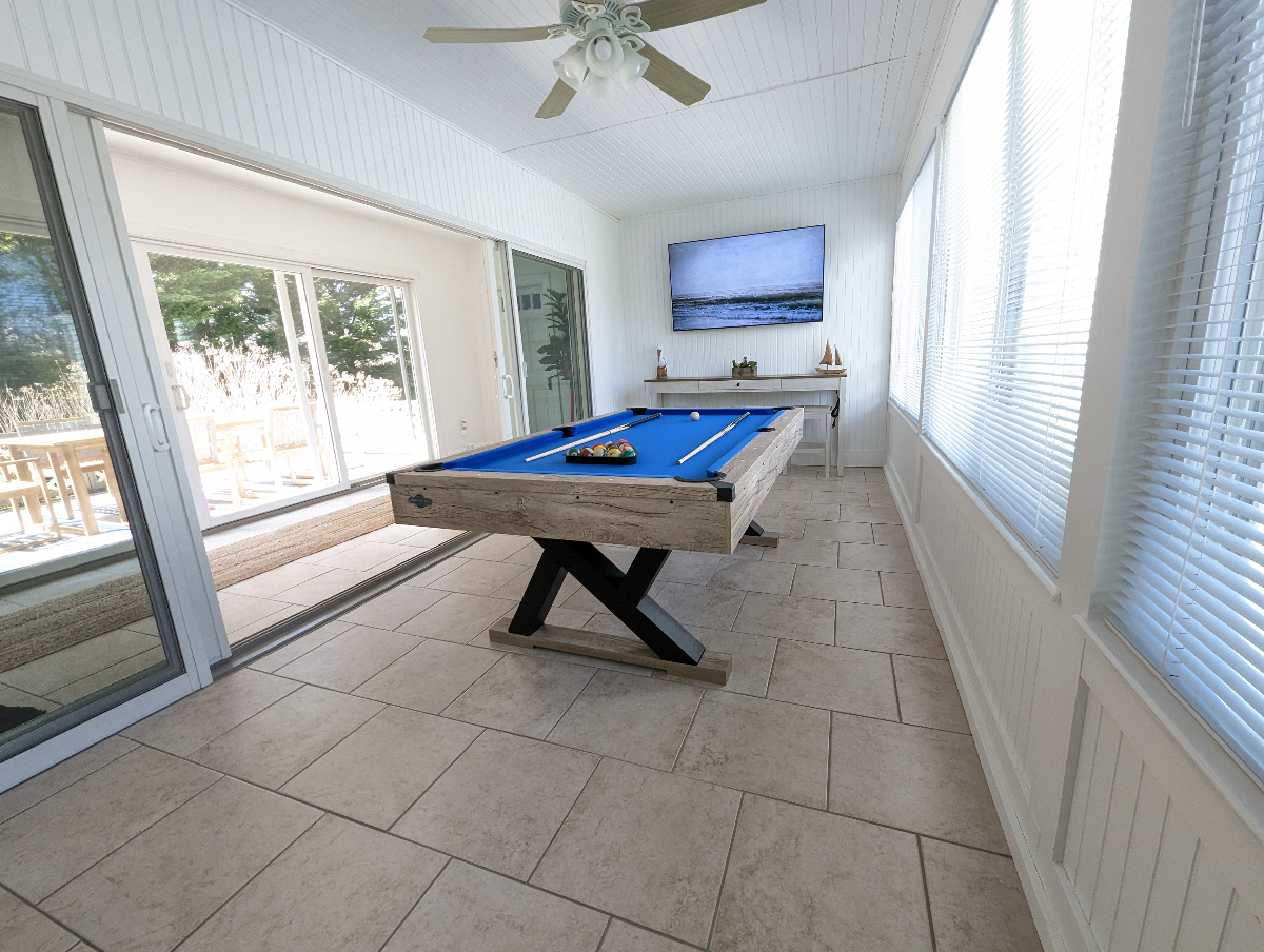 Updated 1800s Farmhouse on the Golf Course - Minutes from Stony Brook ELIH, Greenport - Photo 5