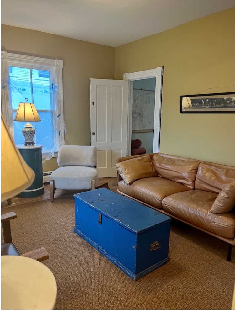 3 Bed/2 Bath - Pet Friendly/ Large Fenced Yard - Photo 2