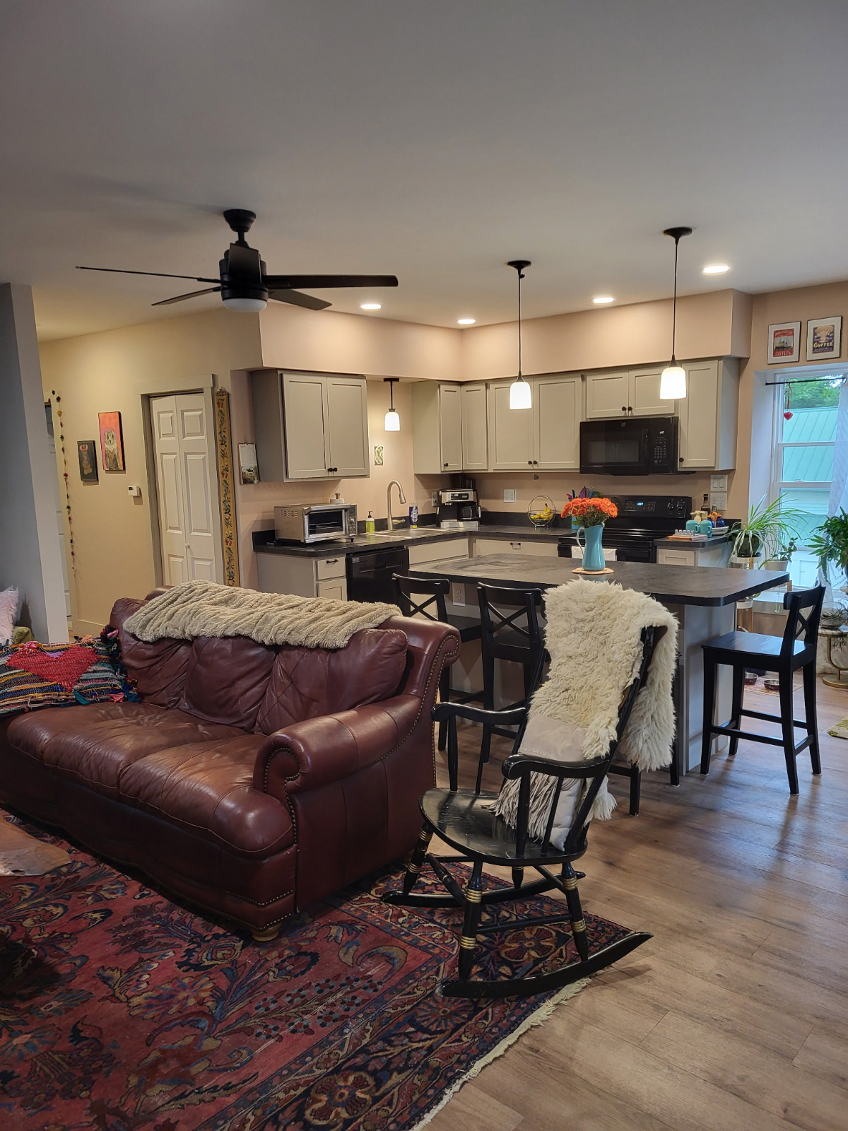 Bright, New 2 Bedroom | VT's best Skiing, Hiking, Biking - Photo 1
