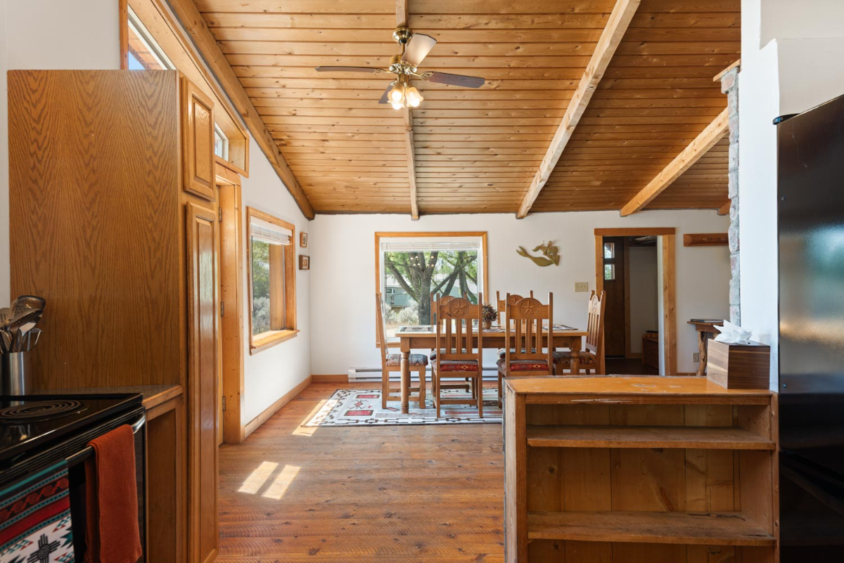 Shelter Park House - Photo 3