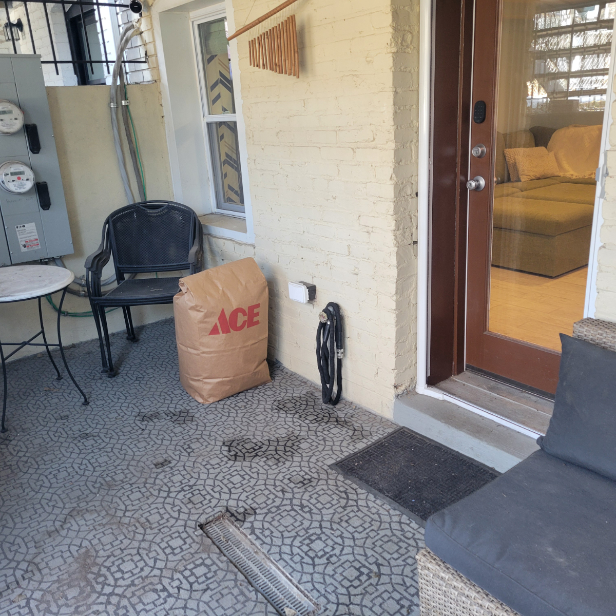Fully Furnished Petworth Retreat. Patio, Utilities Included - Photo 2