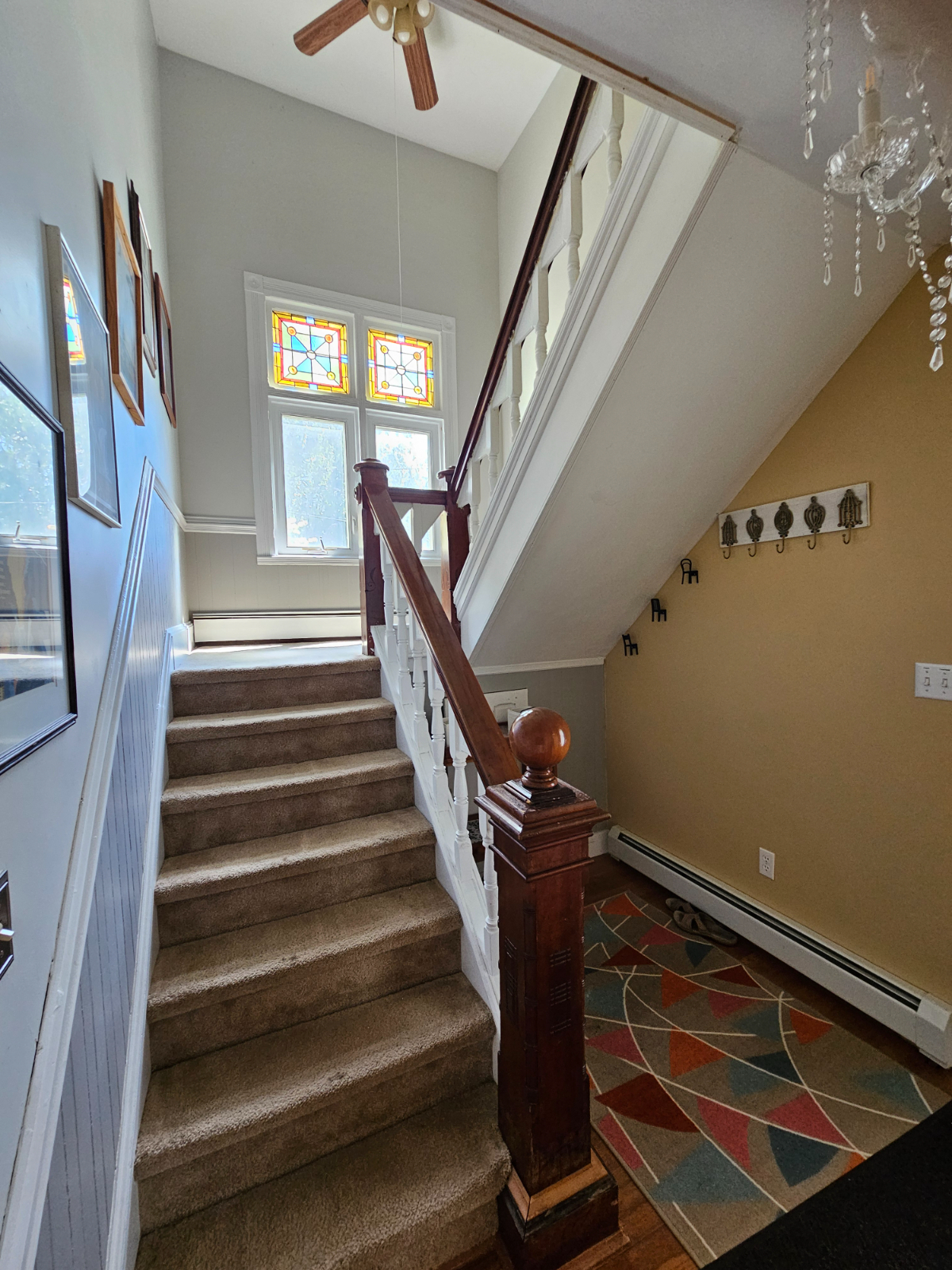 Strawberry Moon Bed and Breakfast - Strawberry Room - Photo 5