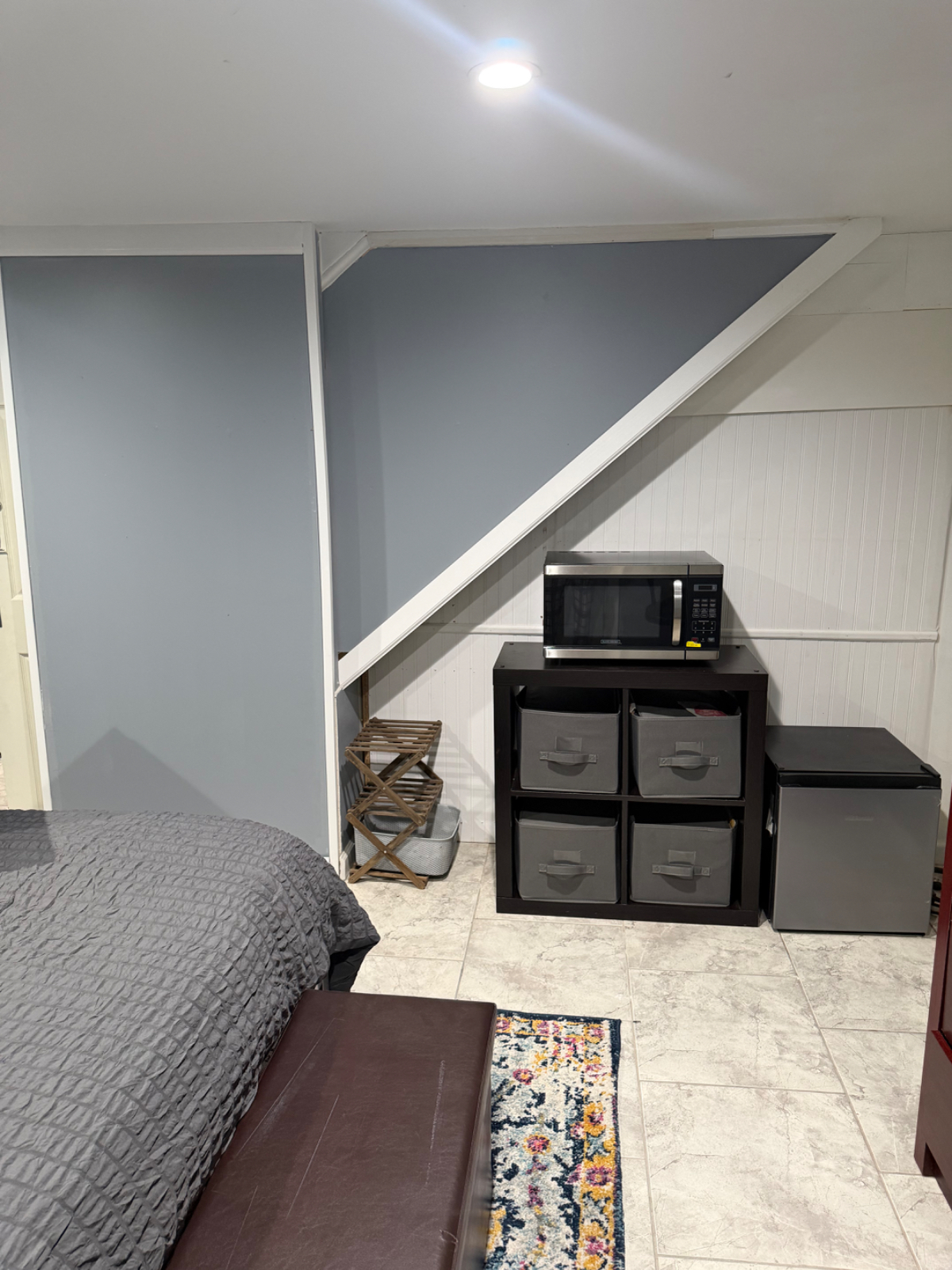 Quiet and conveniently located. - Photo 3