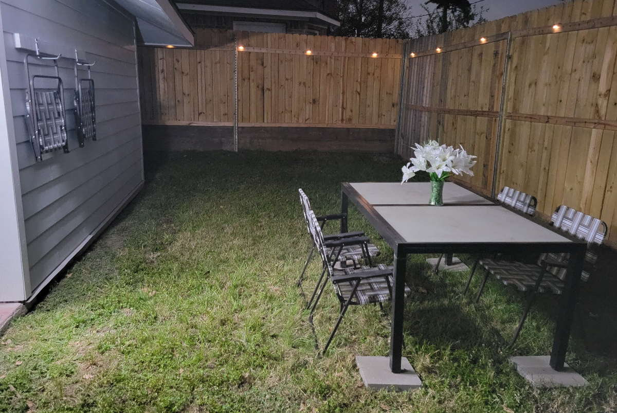 ALL bills paid, fully renovated 2-2 house with garage storage - Photo 11