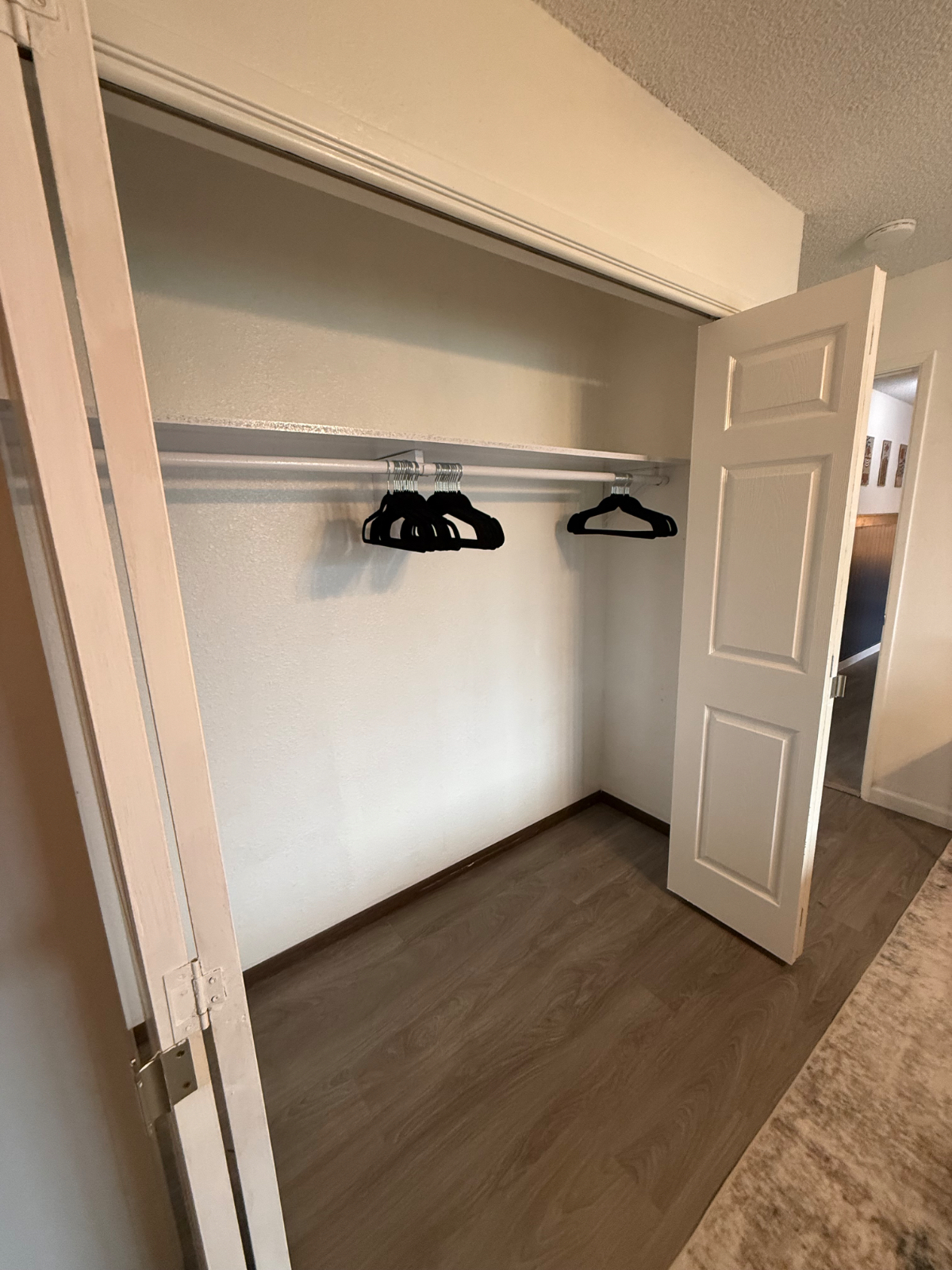 Cozy 2 Bed 1 Bath near hospitals - Photo 6
