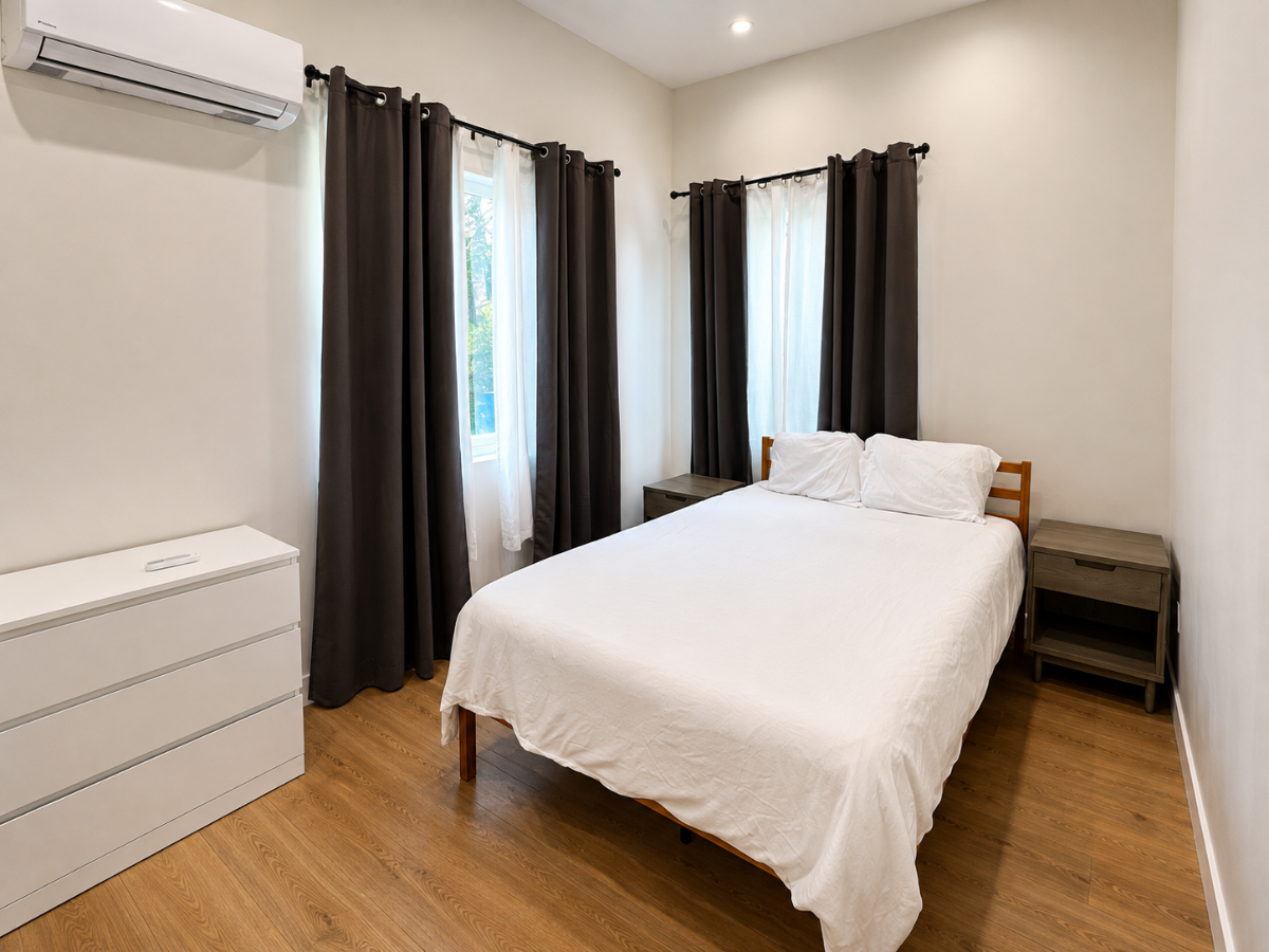 Cozy updated unit with patio - Photo 4