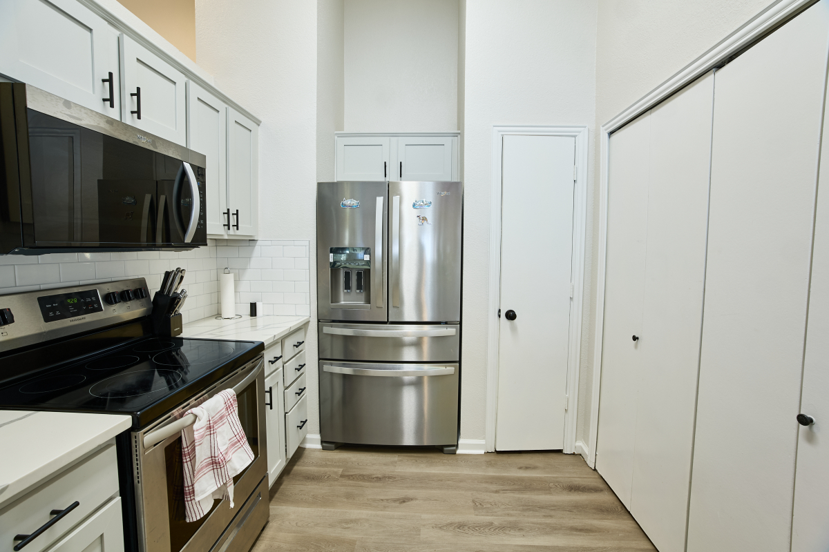 Fully Furnished 3BR/2BA Carrollton Home | Garage + Fast WiFi - Photo 5