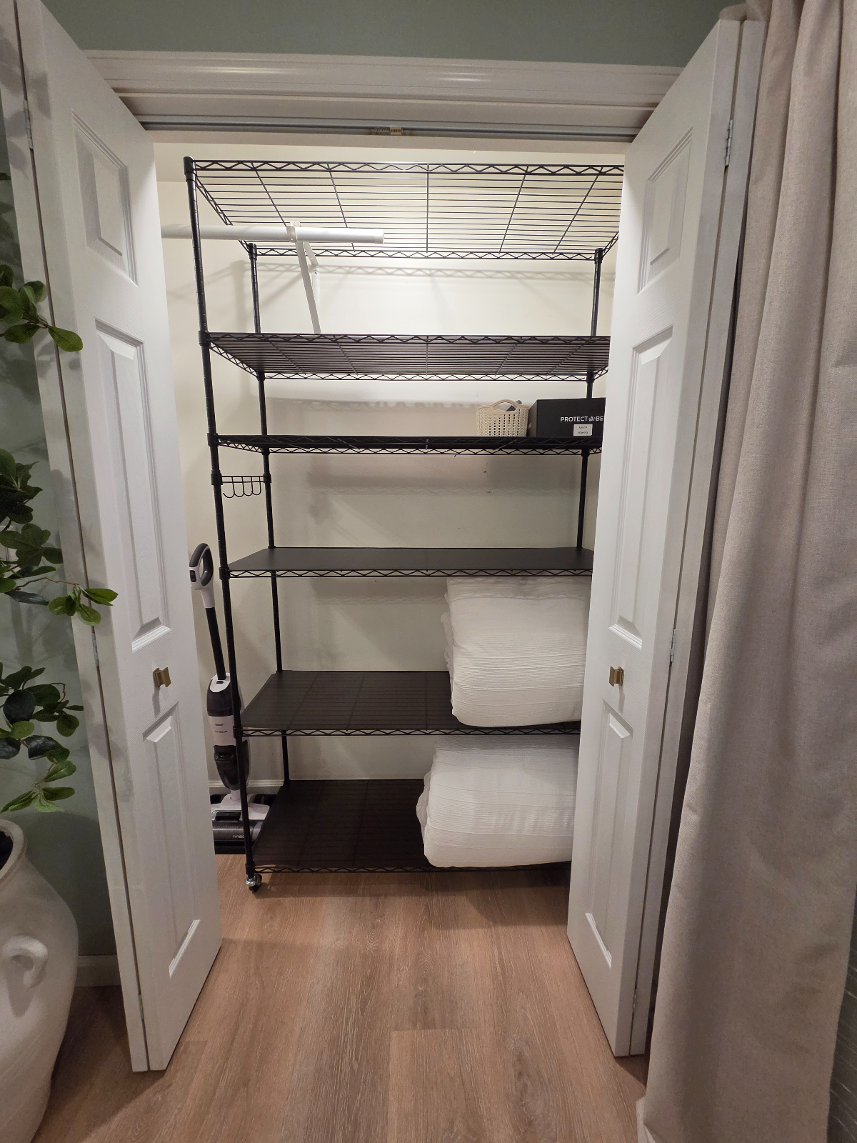 Beautifully Updated 1-Bedroom Apartment - Photo 5