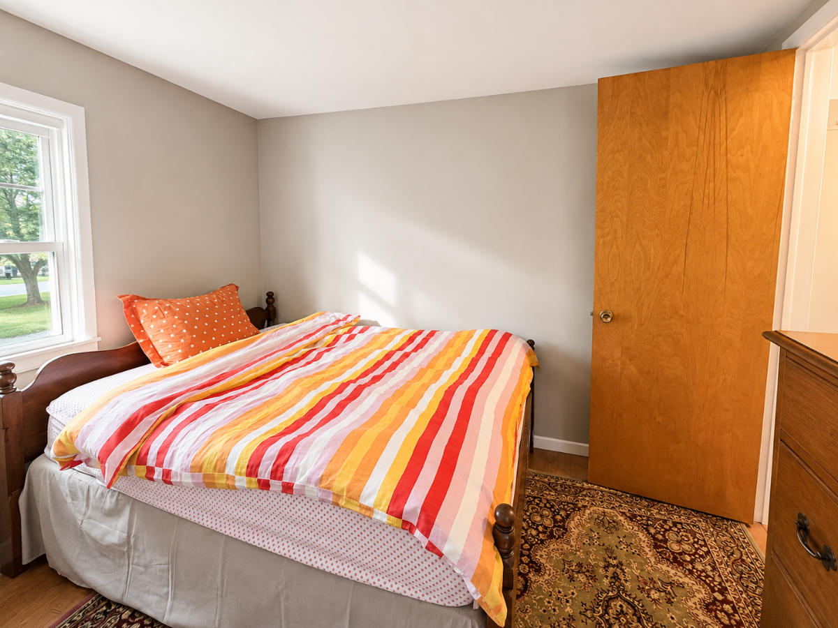 Updated Lakeside Retreat for Traveling Professionals - Photo 7