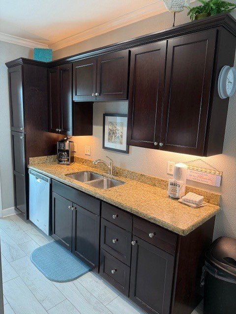 Gulf View Condo Across from Babe's Beach - Photo 9