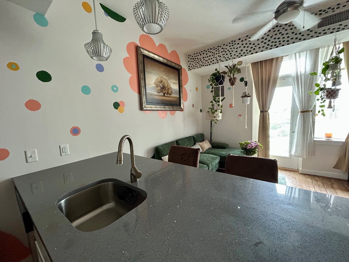 1BD/1BR River & City Views | Parking | Richmond | Pool | Gym - Photo 7