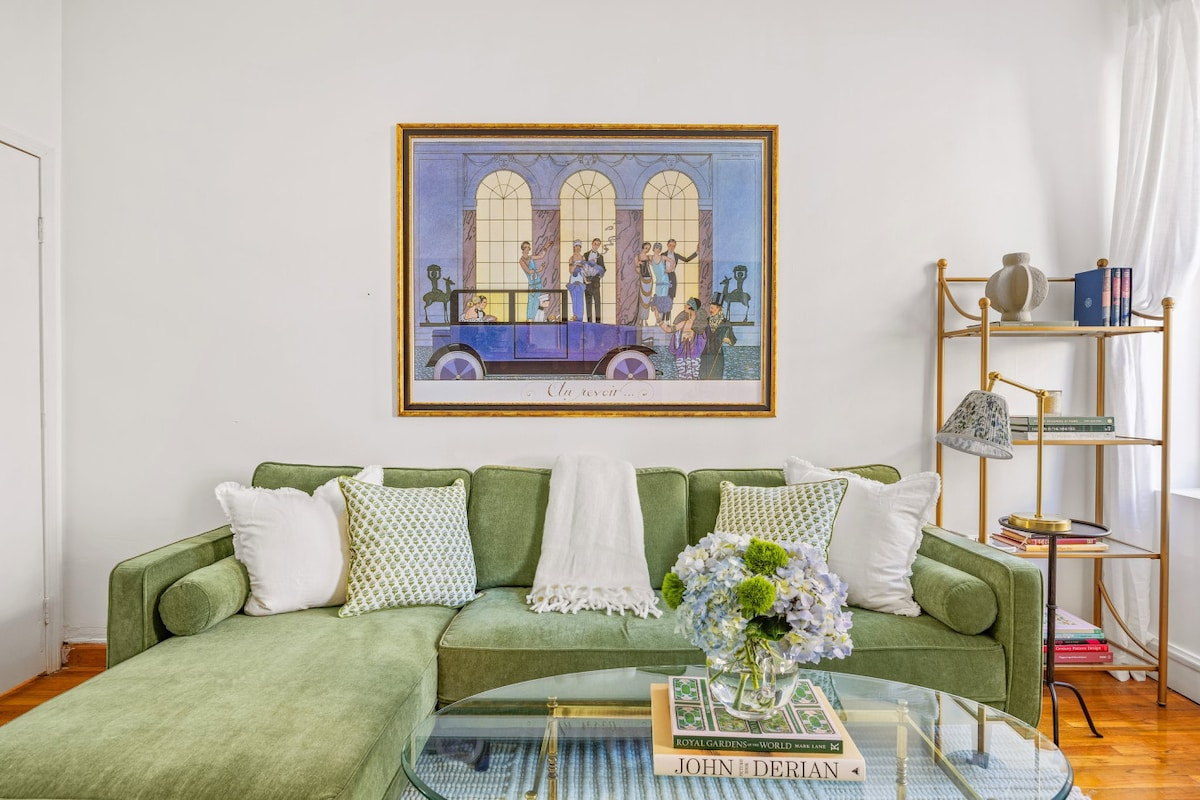 West Village 1BR Gem | Historic Brownstone | WiFi - Photo 2