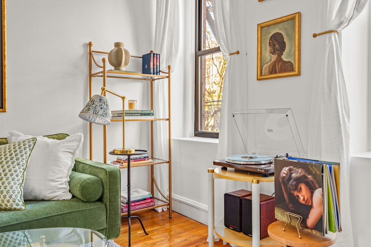 West Village 1BR Gem | Historic Brownstone | WiFi - Photo 6