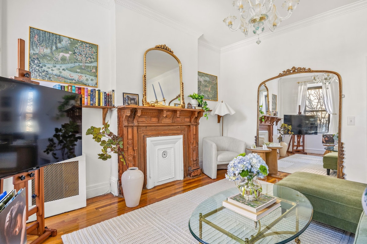 West Village 1BR Gem | Historic Brownstone | WiFi - Photo 10