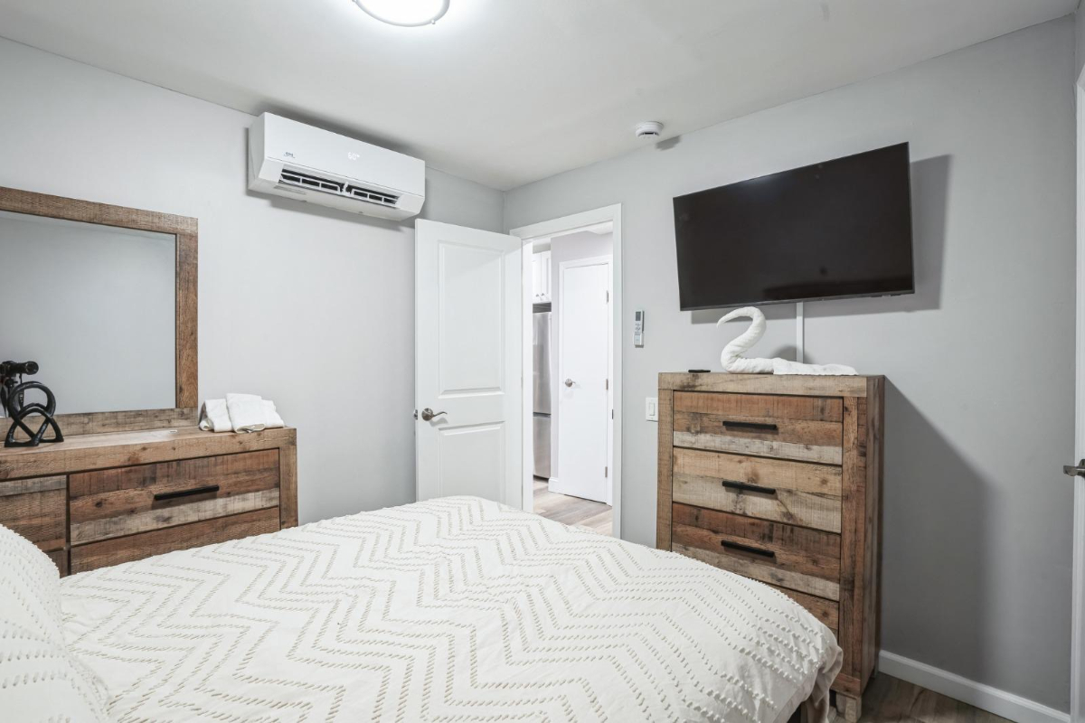 8862 Myrtle Avenue - Photo 8