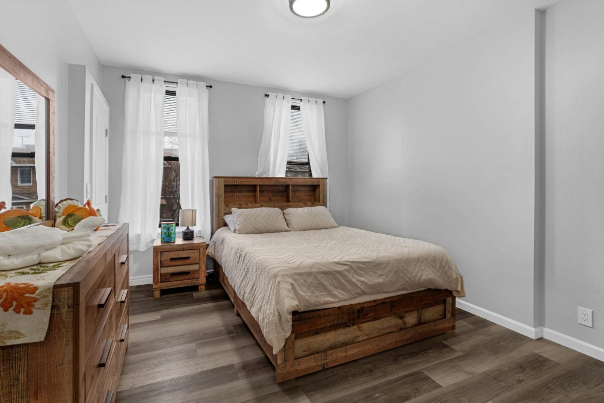 8862 Myrtle Avenue - Photo 12