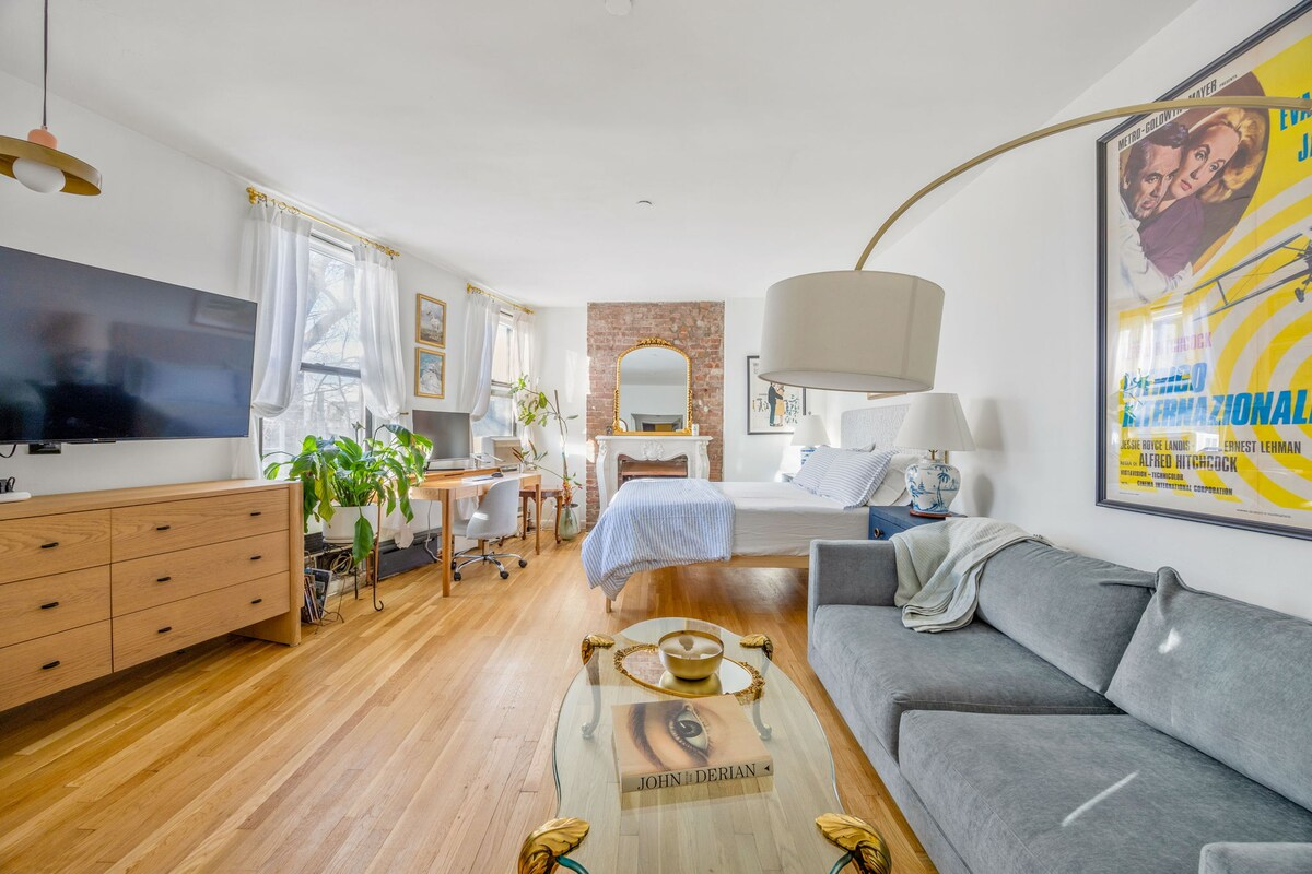 Cozy West Village Studio | Hudson River Views - Photo 12