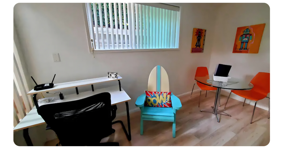 Premium 1-BR Duplex Unit with Private Ocean-View Deck & Dedicated Parking - Photo 2