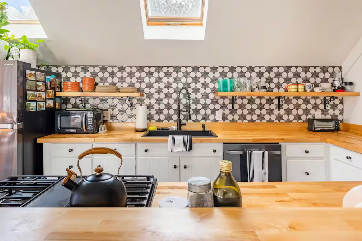 Spacious 1,280 Sq Ft Burlington Loft | 0.8 Mi to UVMMC | Parking - Photo 2