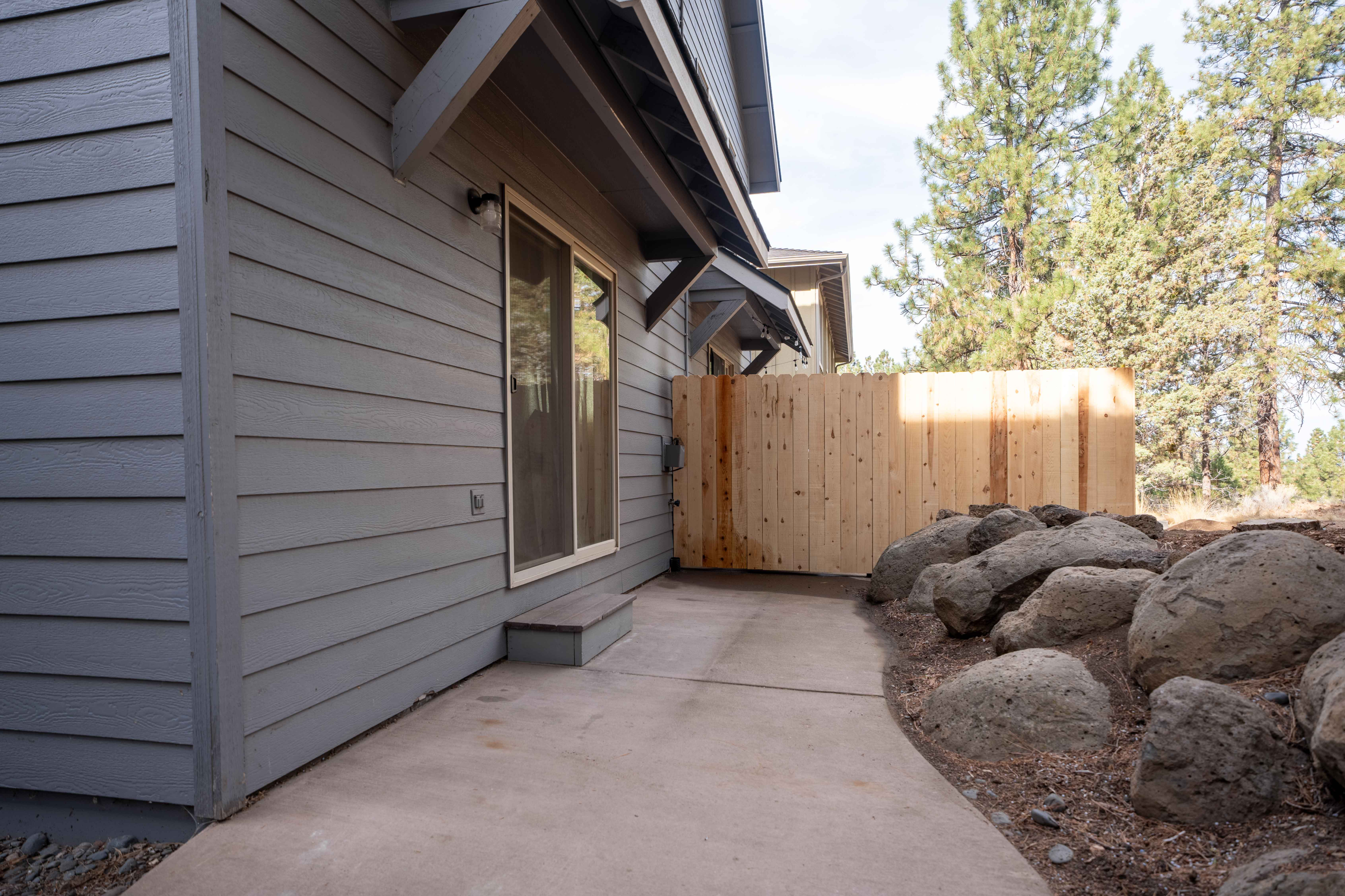 Spacious Westside Duplex - Photo 4
