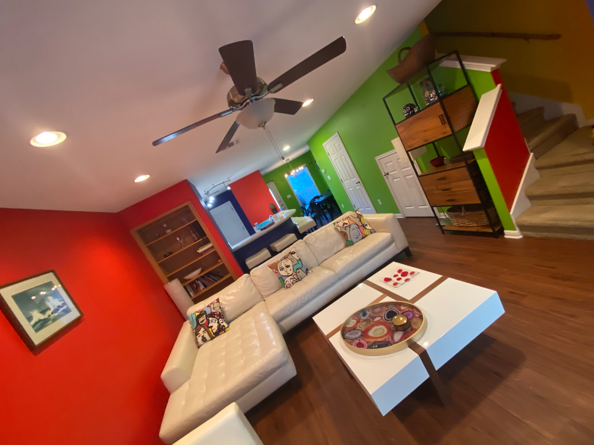 Furnished Private Suite with Bath, Parking & Housekeeping Near Downtown & Airport - Photo 1
