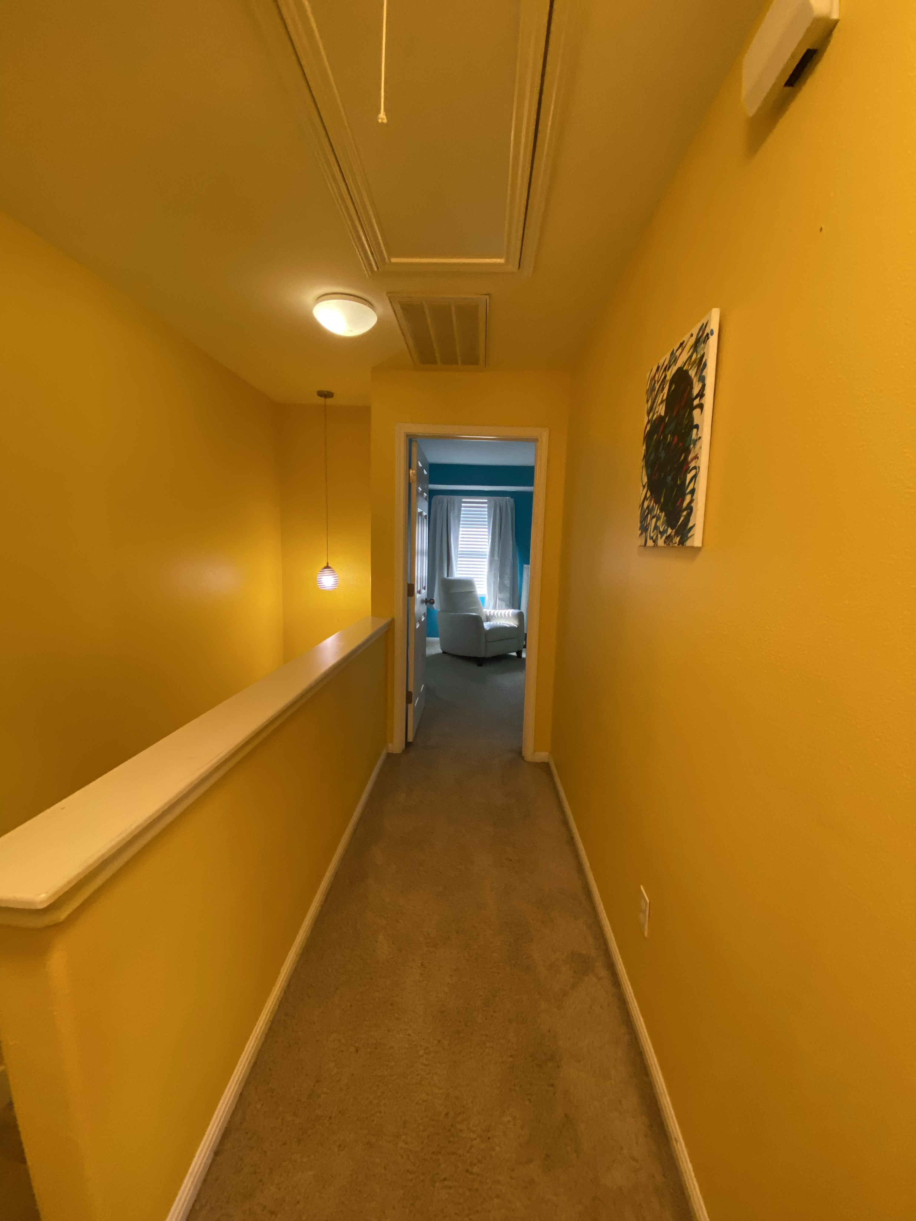 Furnished Private Suite with Bath, Parking & Housekeeping Near Downtown & Airport - Photo 11