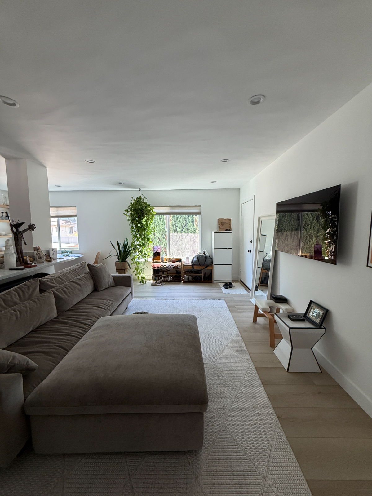 Modern Furnished Private Room & Bath Culver City - Photo 4