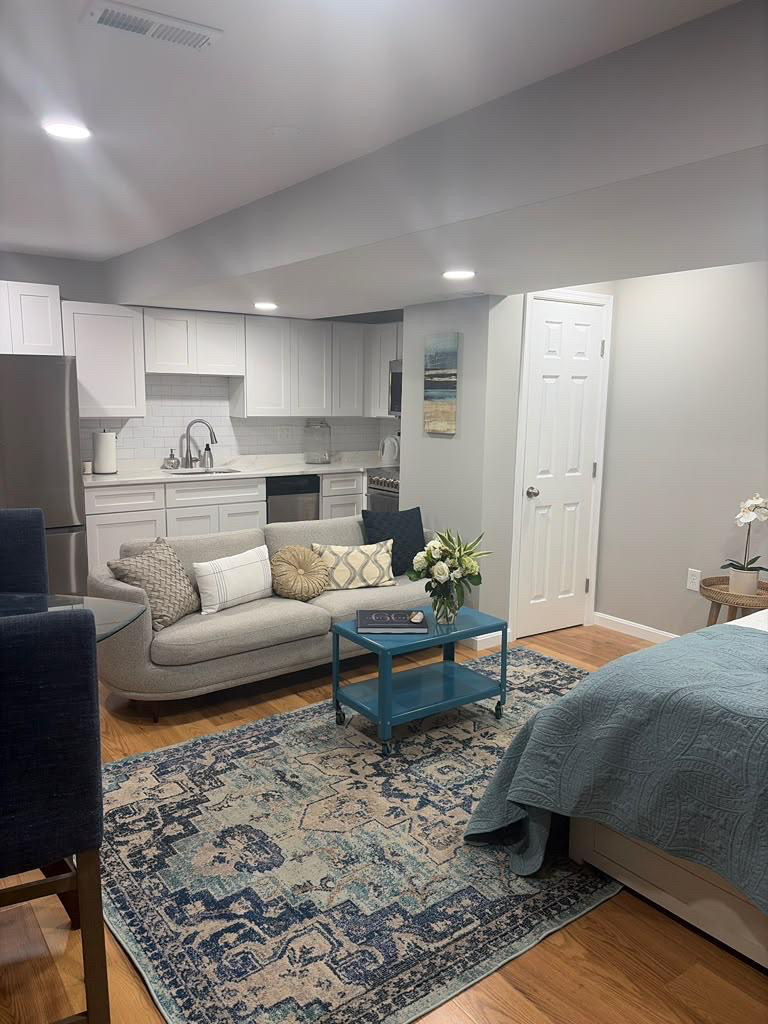 Cozy Studio Unit close to Medstar Hospital - Photo 5