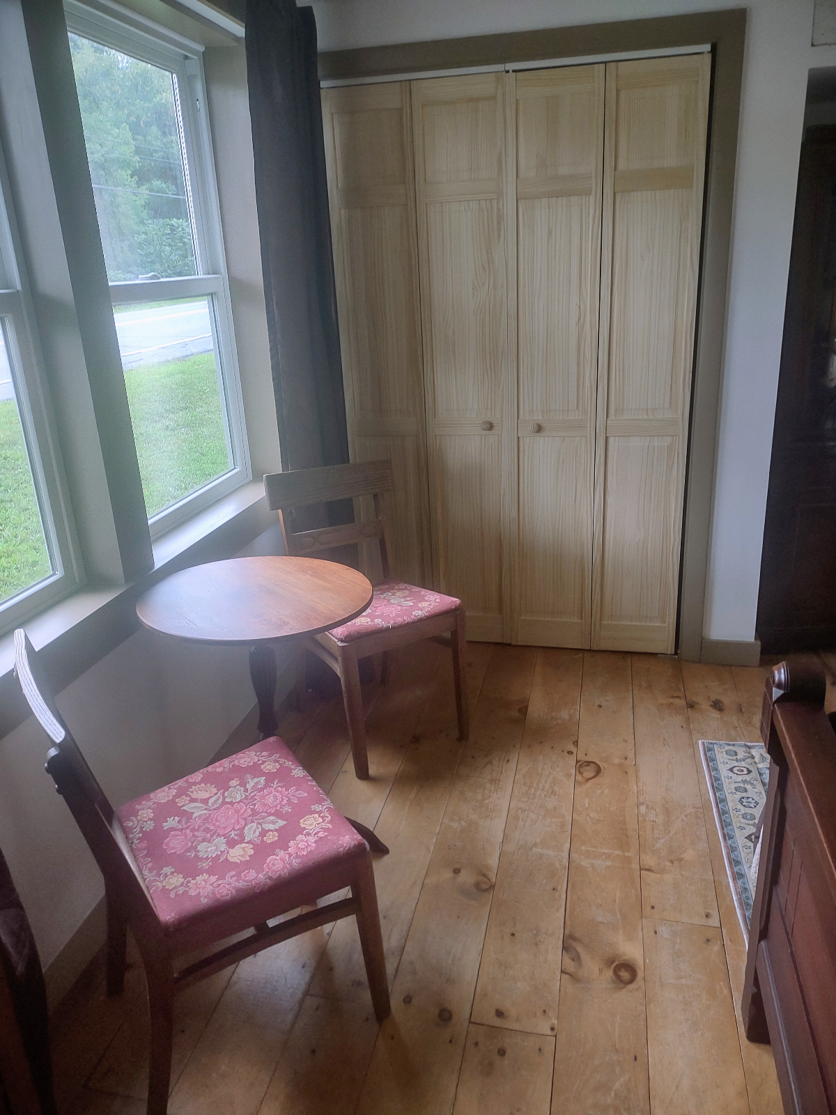 Carriage House 1st floor apartment for rent - Photo 7