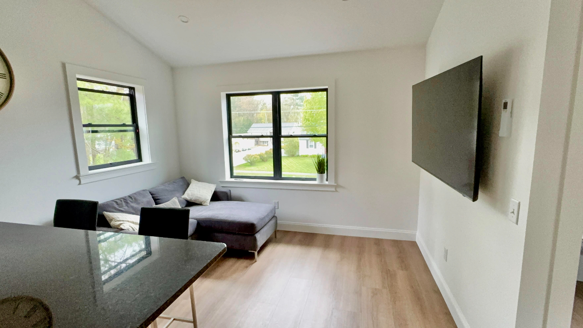 Brand New Modern 1bed/1bath Apartment - Photo 2