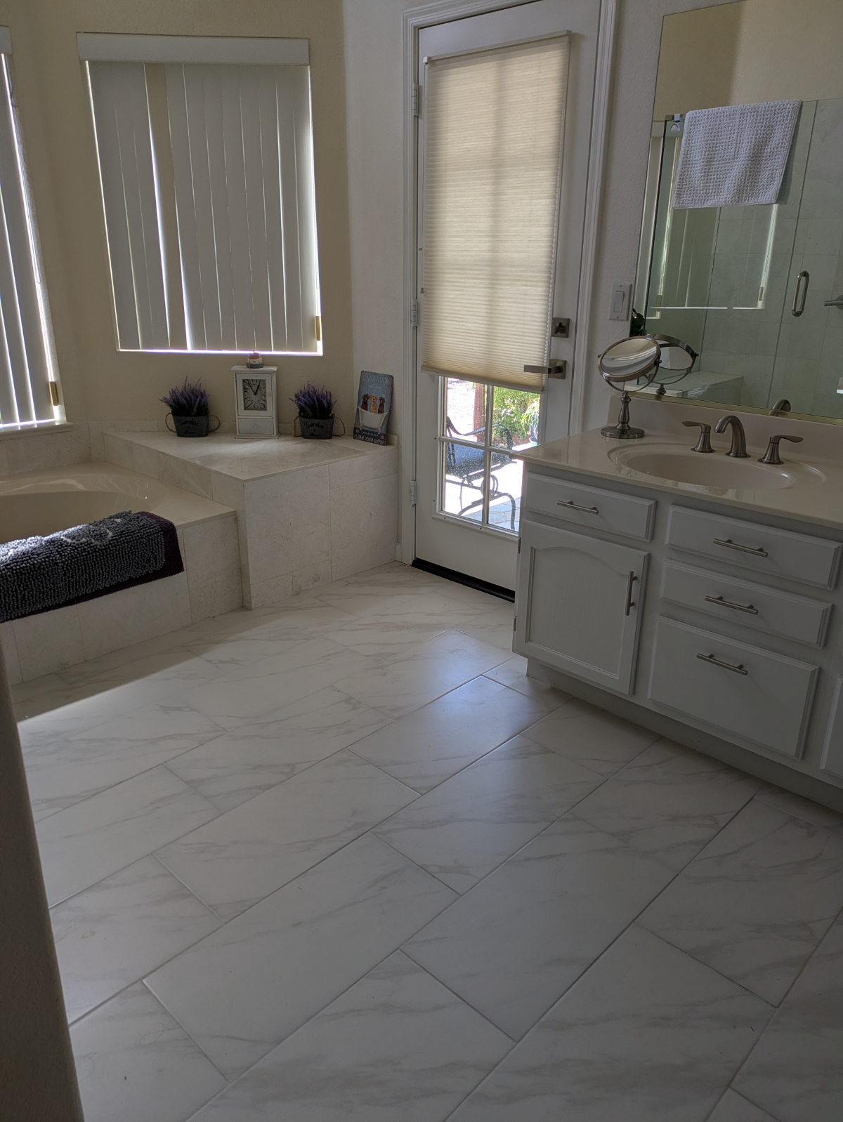 Inviting King Suite With Smart TV, Ensuite Bath And Full Access To Shared House Amenities - Photo 9