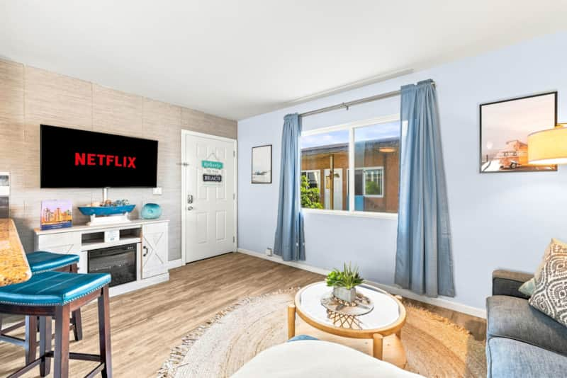 Mission Beach | 1BR | Steps to Bay | Parking | AC - Photo 6