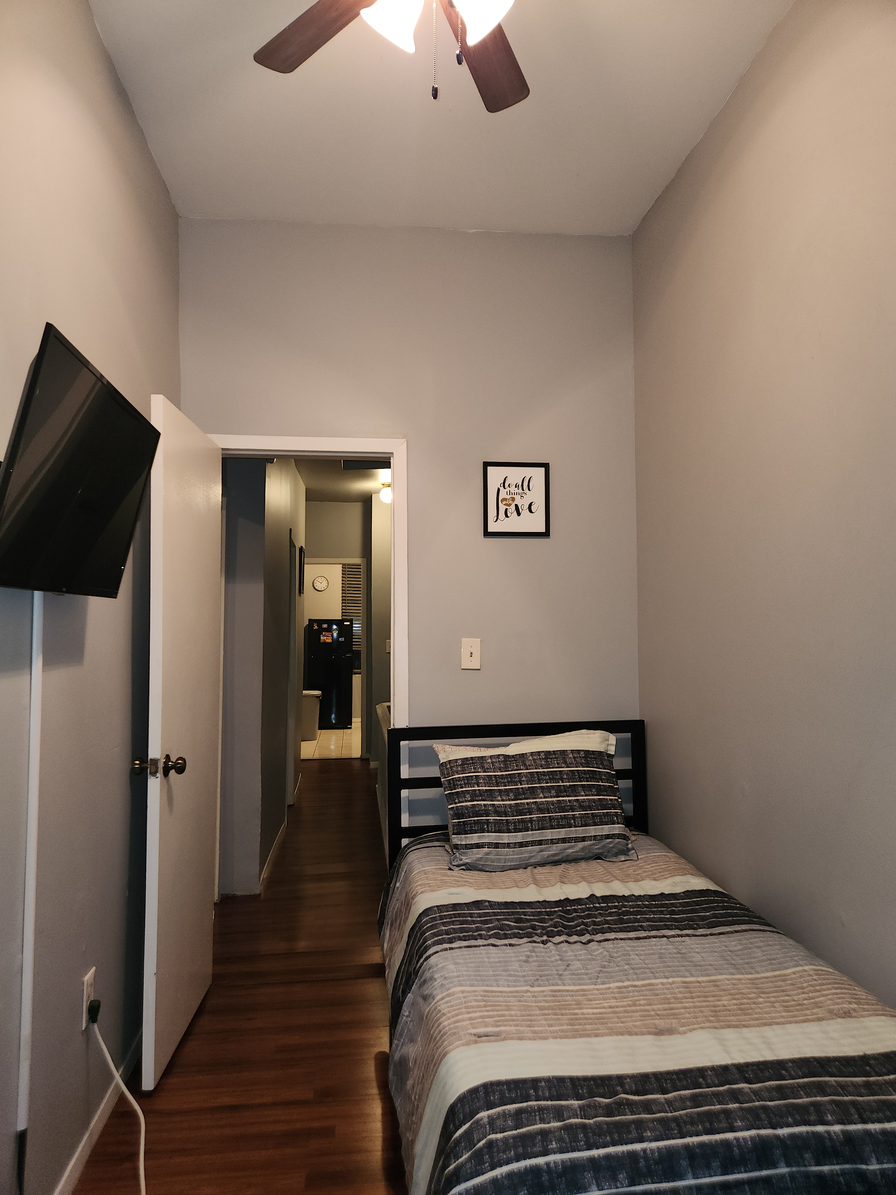 BK HOME AWAY FROM HOME - Furnished 2BR in Bed-Stuy - A/C/J/M/Z Access - Wi-Fi + Utilities Included - Photo 7