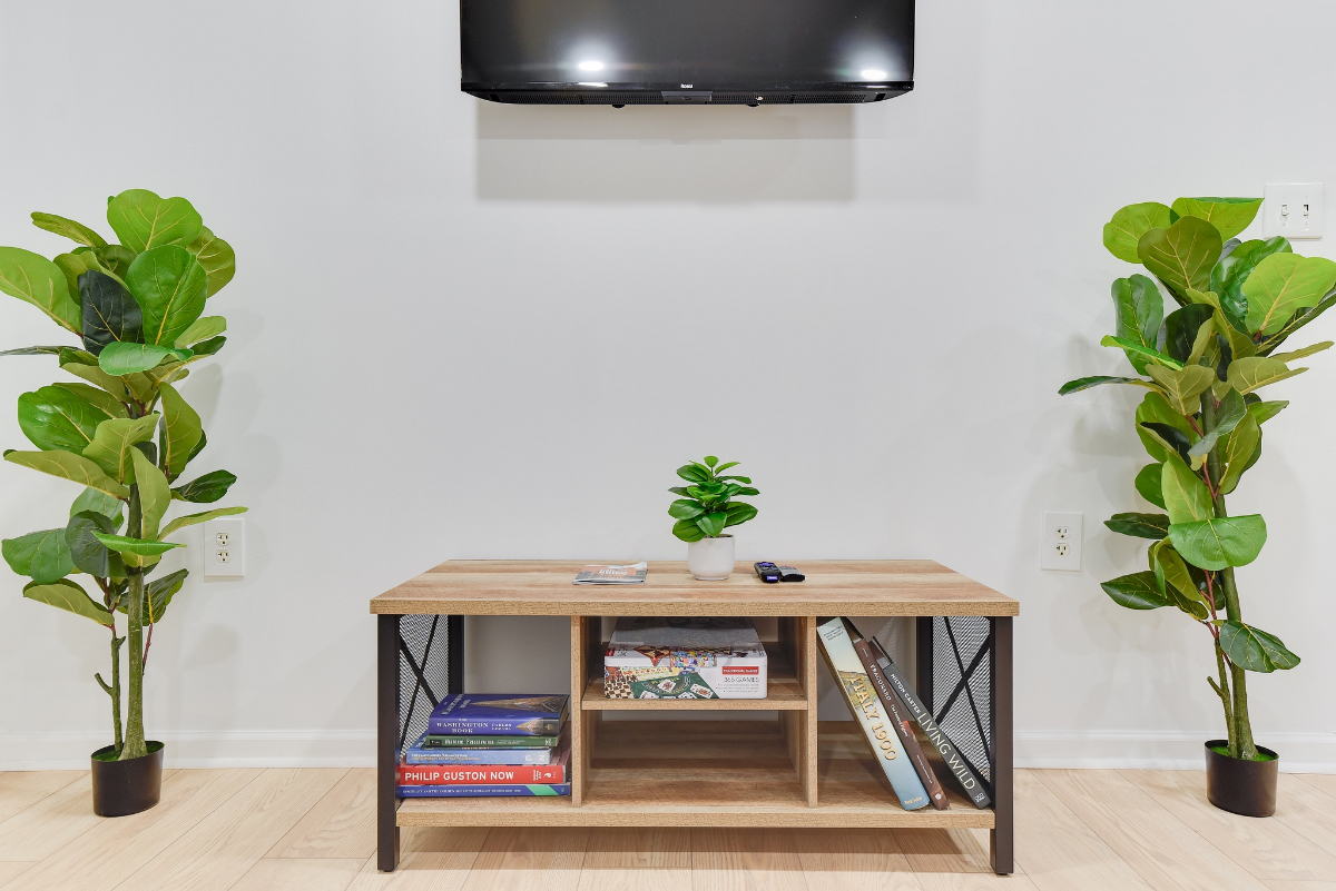 Stylish Furnished 2BR DC Condo | Workspace + In-Unit Laundry - Photo 12