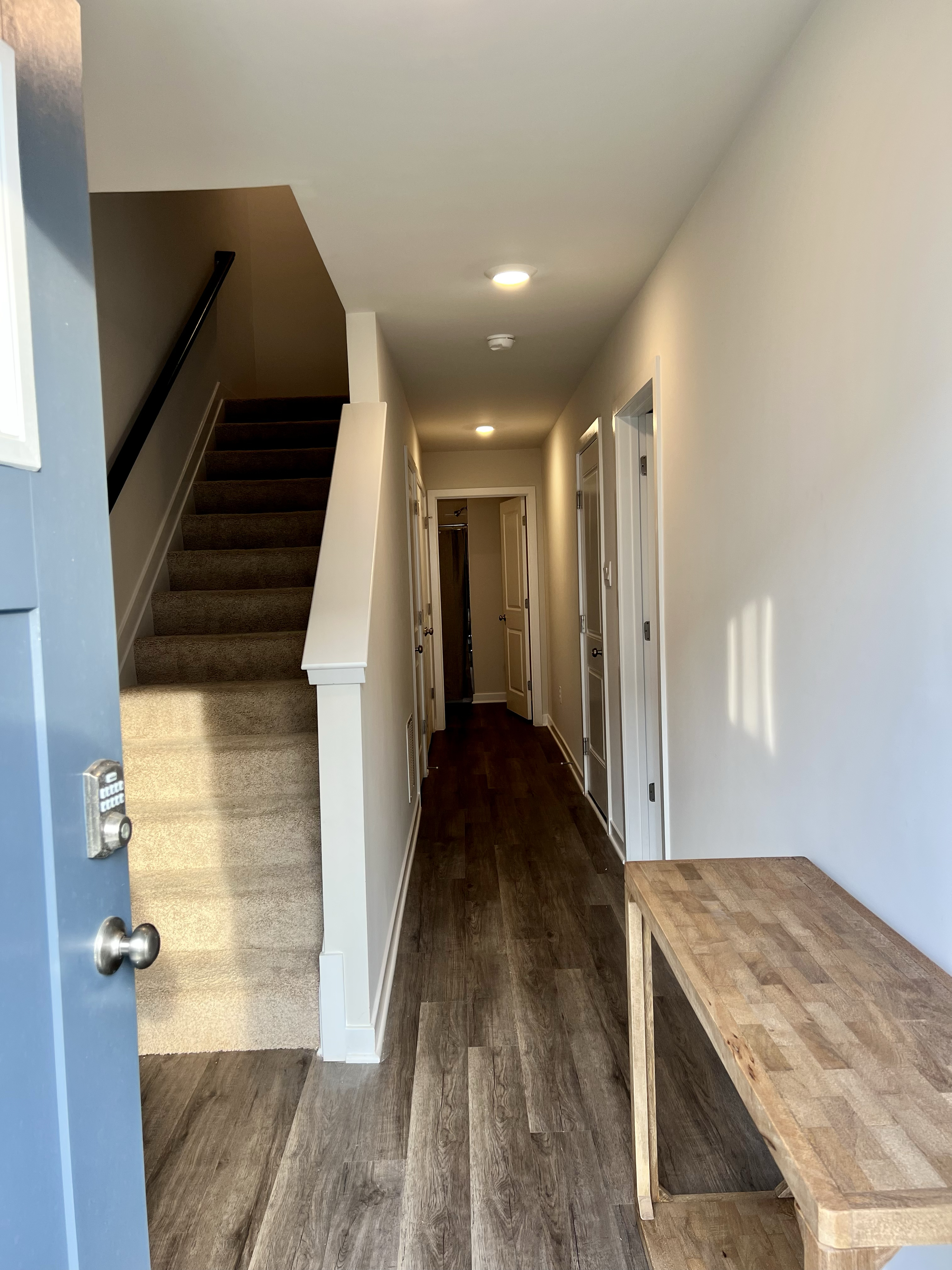 Weekly Options Available - Private 1 Bedroom & 1 Bathroom - 2 miles from Jefferson Medical Center - Photo 3