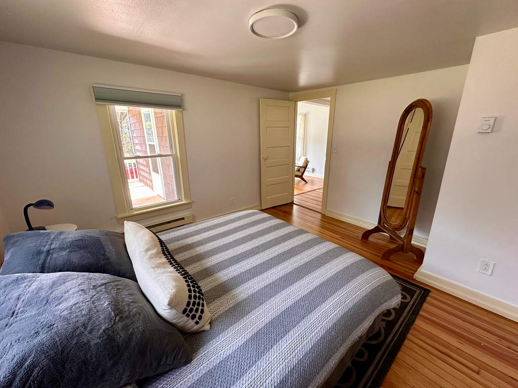 Callicoon Cottage with Jacuzzi + Woods - Photo 10