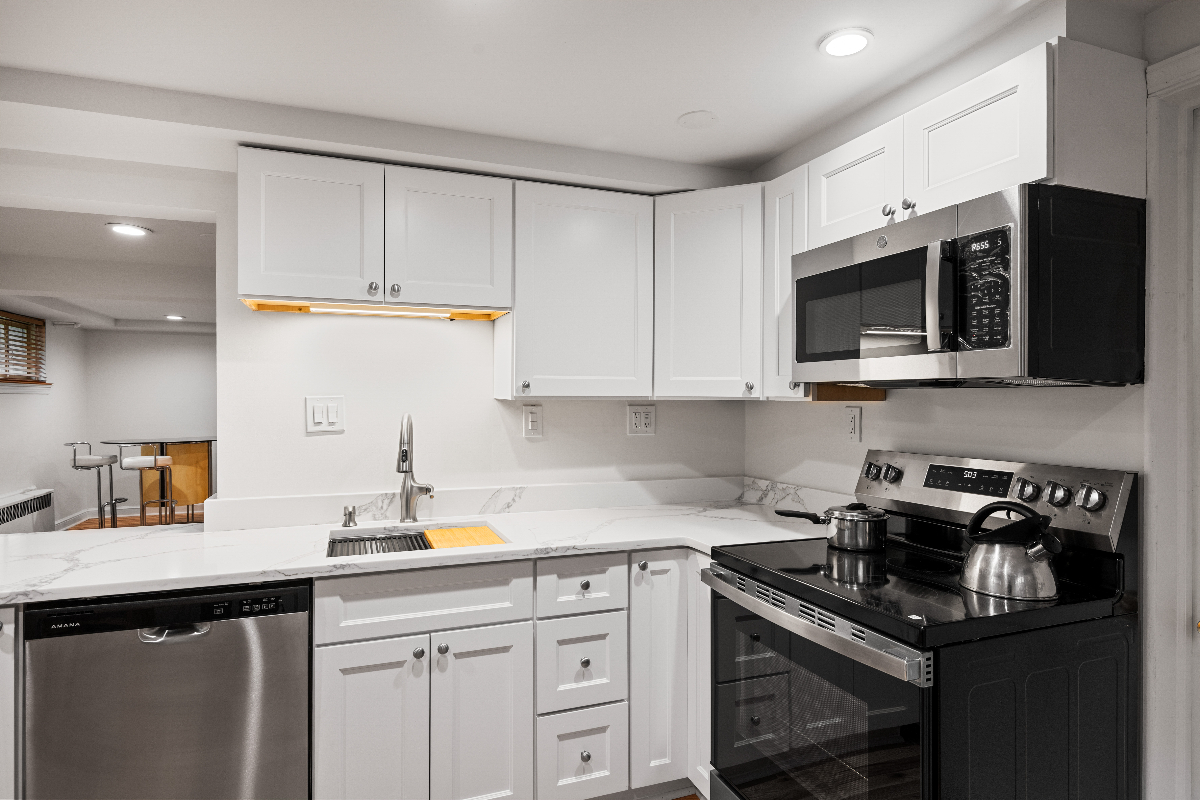 Spacious 1-Bedroom English Basement Near Rock Creek Park - Photo 3