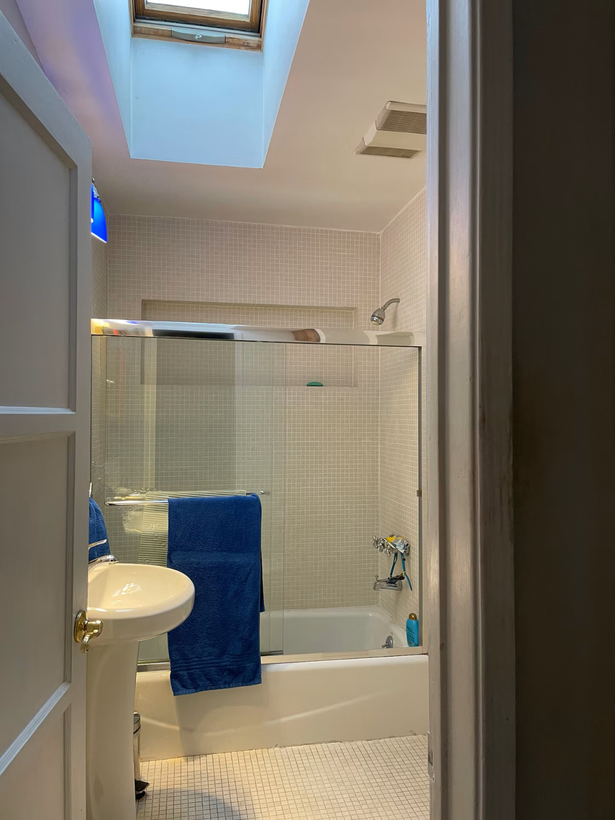 Modern Home in Del Rey - Photo 6