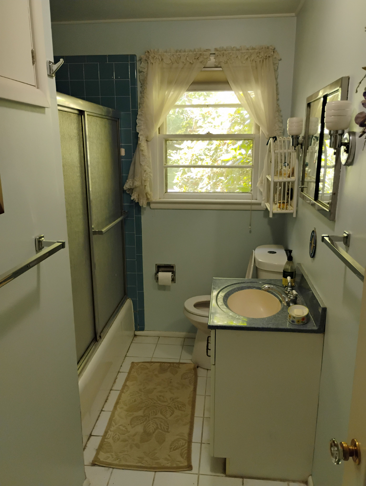 Spacious Furnished 3-4 Bedroom Home Near Dartmouth - Photo 12