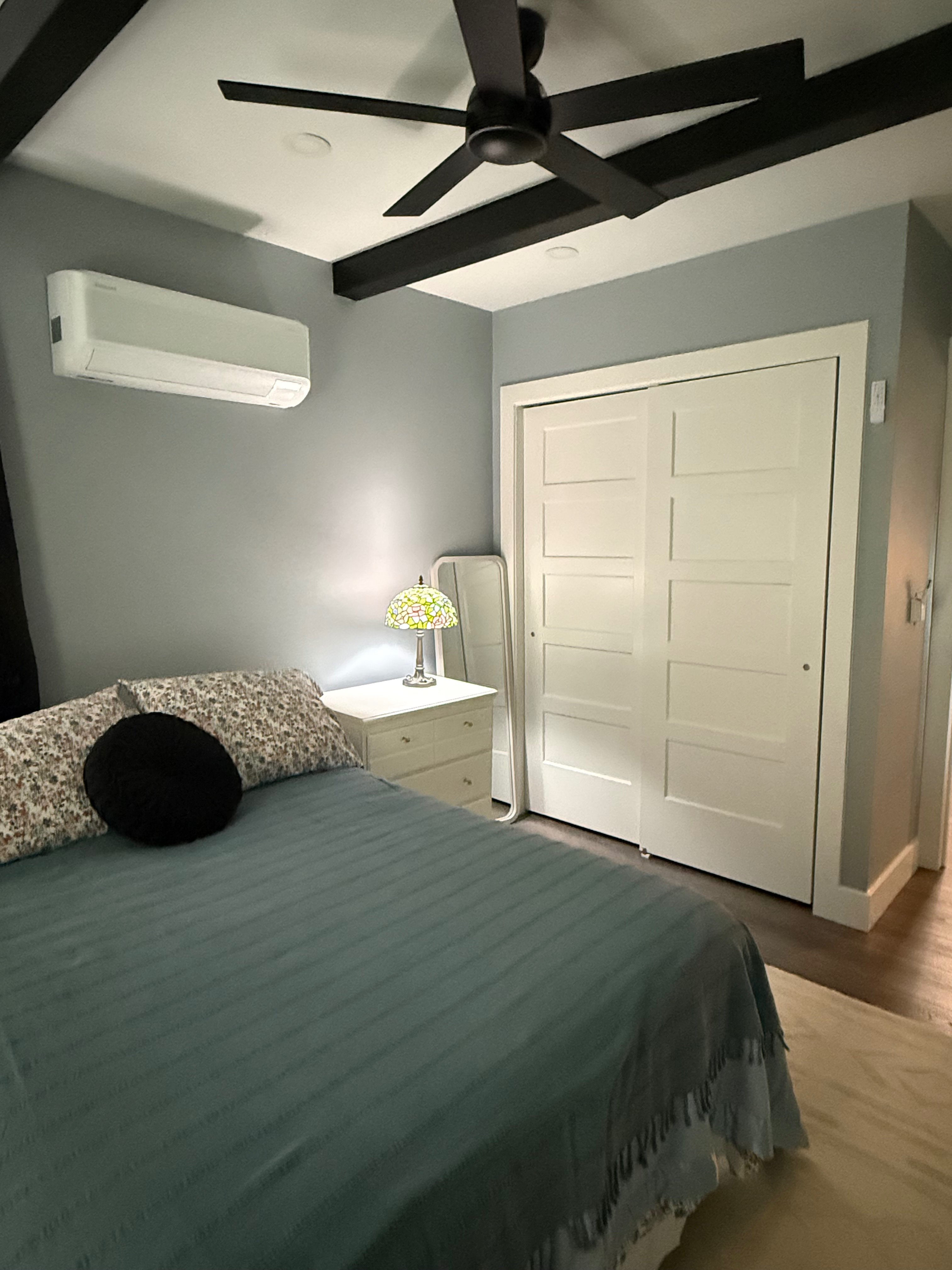New One Bedroom Private units Unit - Photo 3