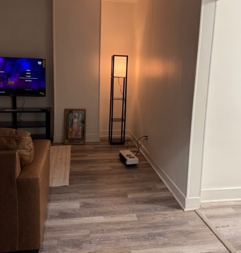 Private Second-Floor apartment Near Albany Medical Center - Photo 2