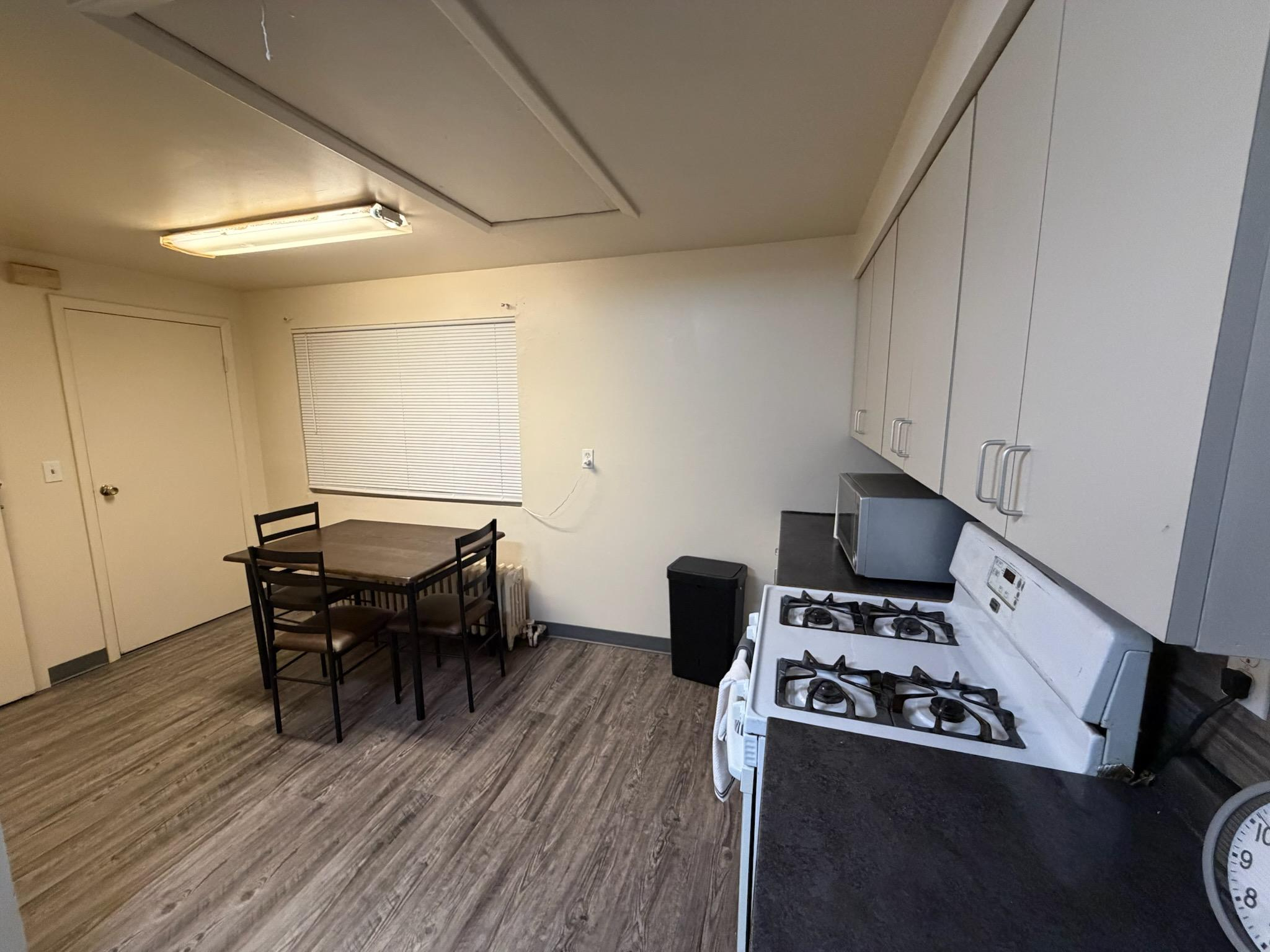 Private Second-Floor apartment Near Albany Medical Center - Photo 6