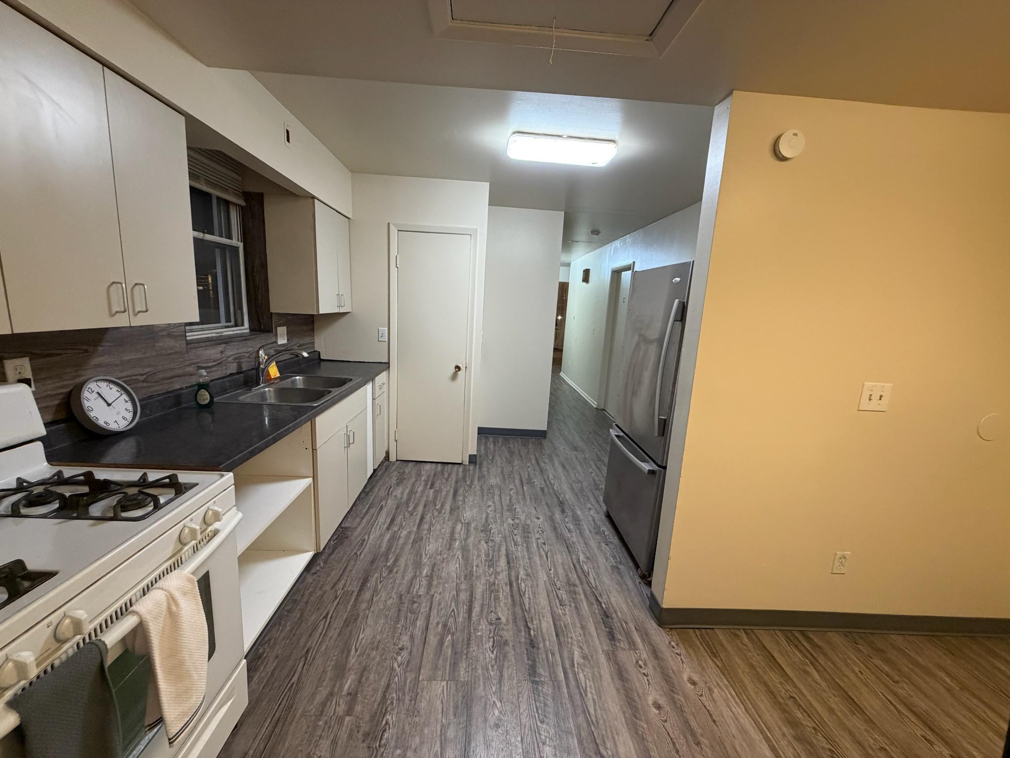 Private Second-Floor apartment Near Albany Medical Center - Photo 6