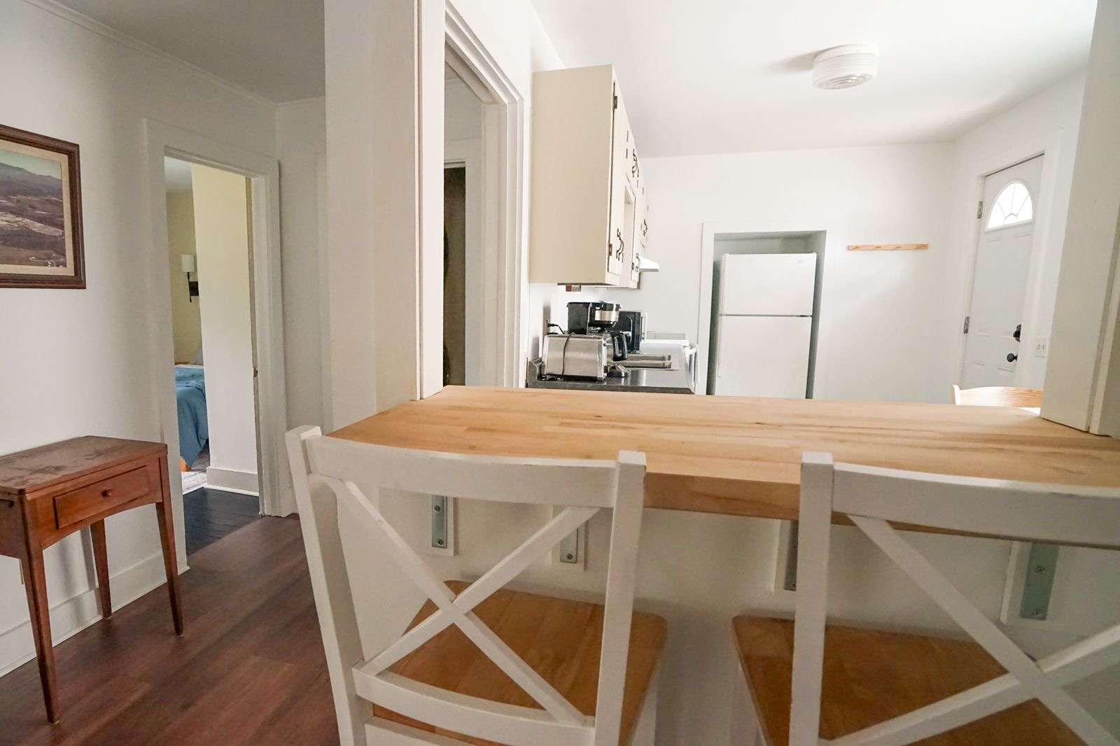 1.2 mile from UVM hospital - 2 bedroom fully furnished apt off the Winooski circle - Photo 4