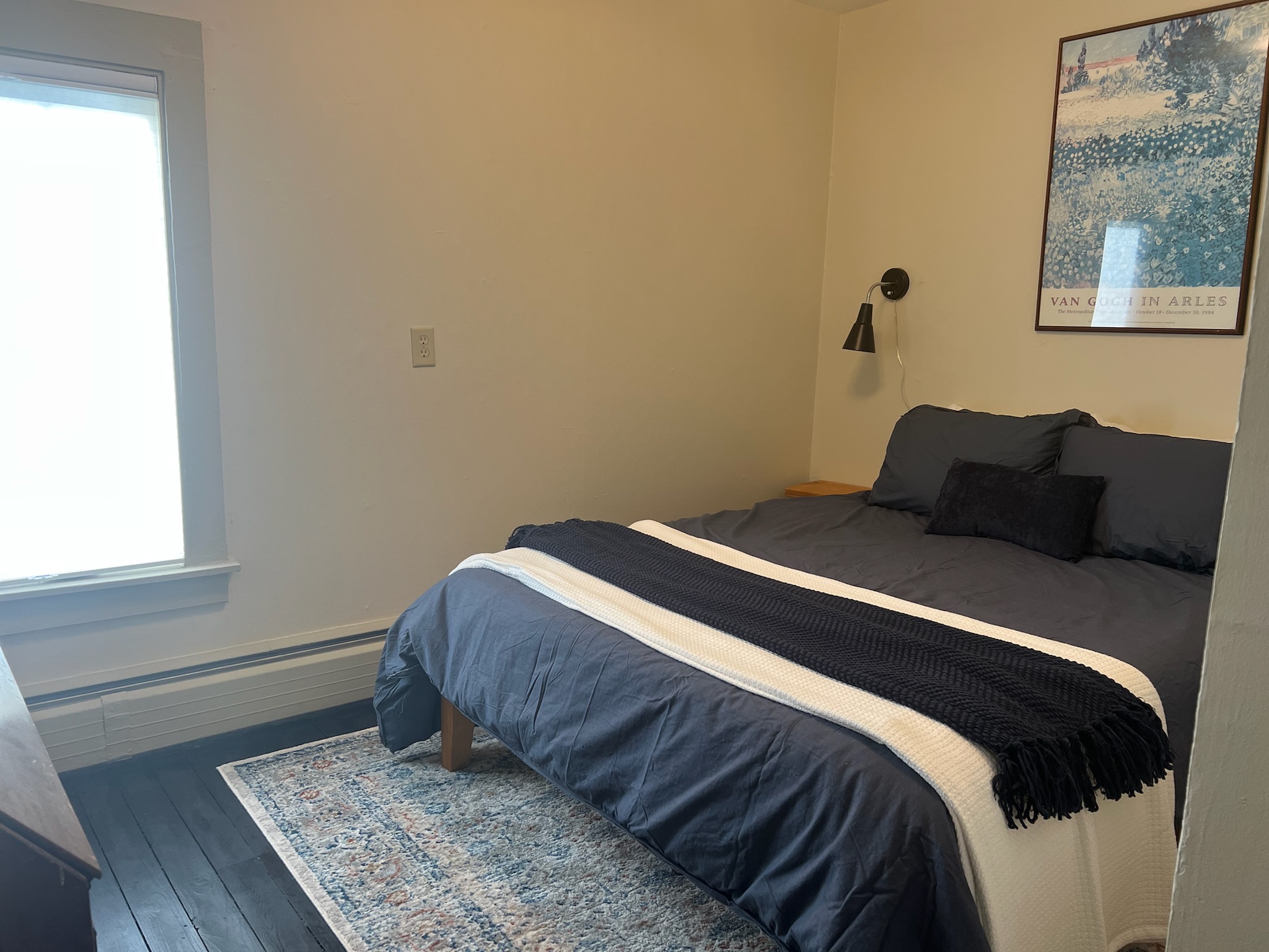 1.2 mile from UVM hospital - 2 bedroom fully furnished apt off the Winooski circle - Photo 10