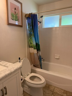 Centrally located 3 bedroom home - Photo 6