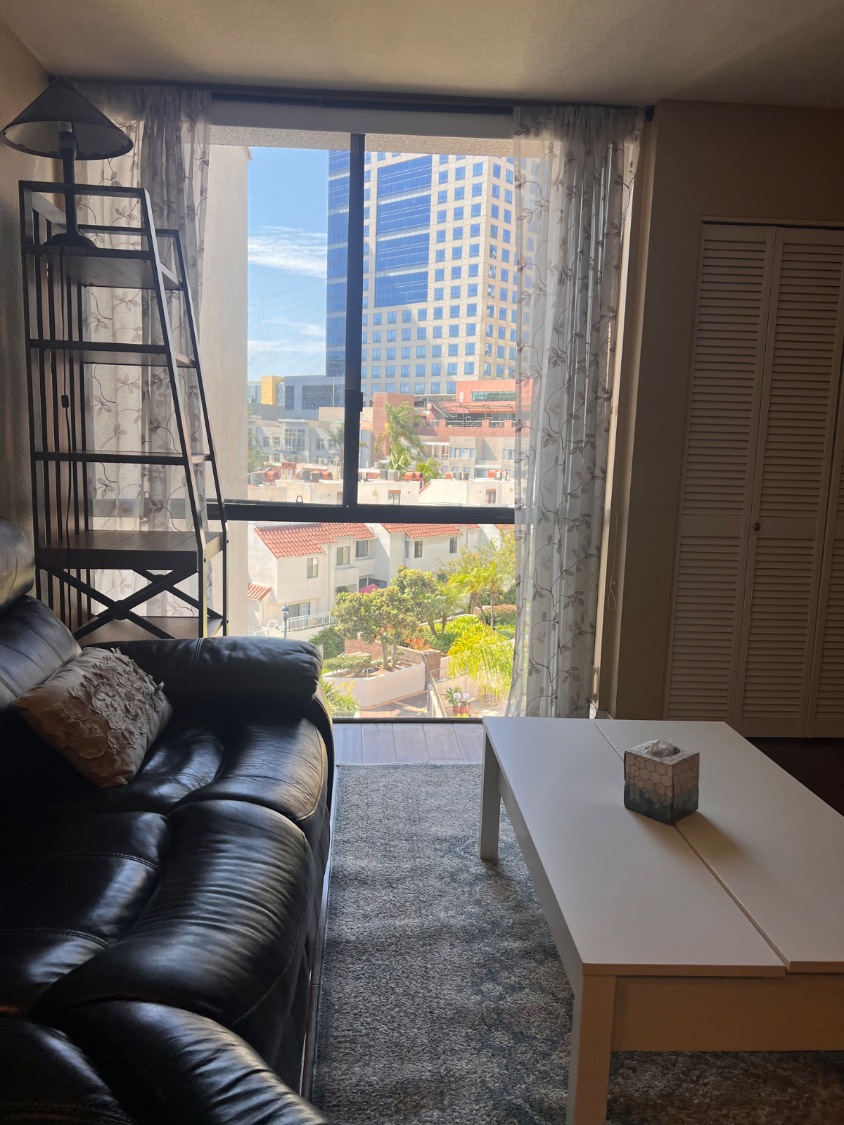 Centrally located Marina District gem! - Photo 4
