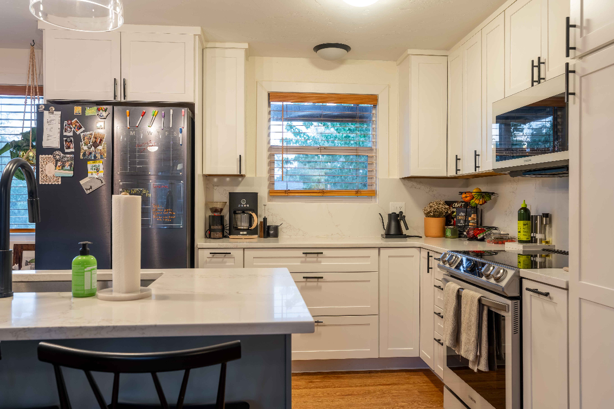 Renovated Midtown Bend Home. Minutes to St. Charles and Downtown Bend - Photo 5